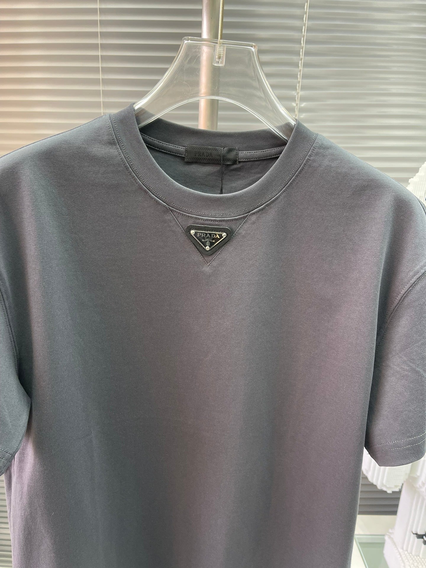 new logo round neck T-shirt