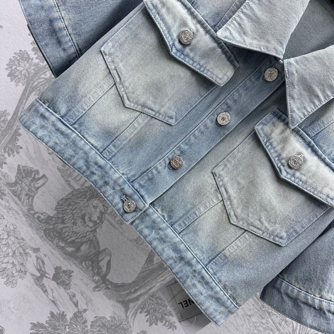 Double C short denim jacket