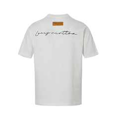 Short sleeves with small floral embroidery and cursive letters on the back